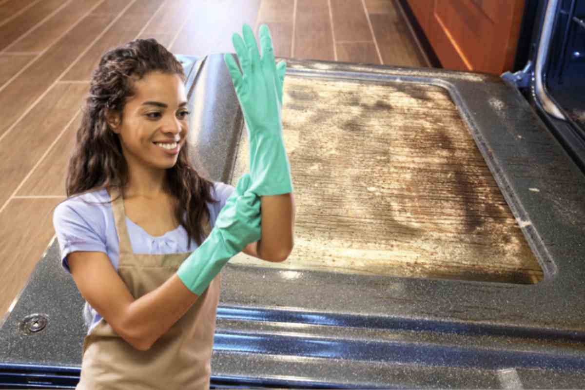 l’intercapedine tra i vetri della porta del forno